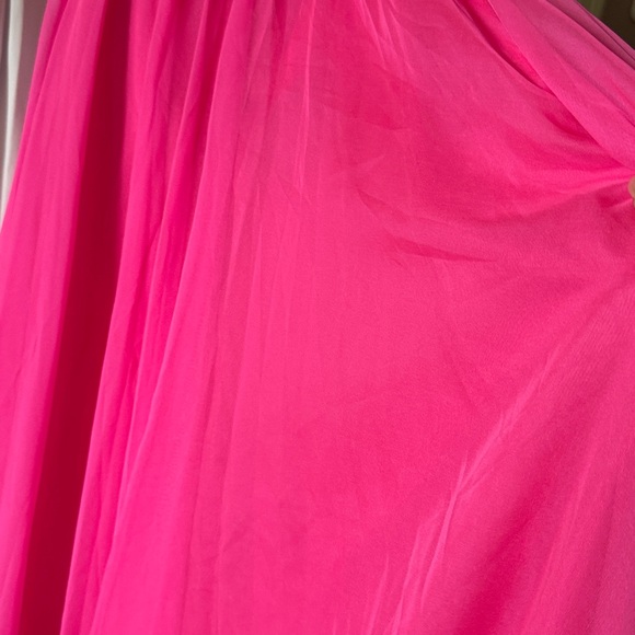 Mac Duggal 67911 RUFFLE TIERED CUT-OUT CHIFFON GOWN Hot Pink size 2 - Picture 13 of 13